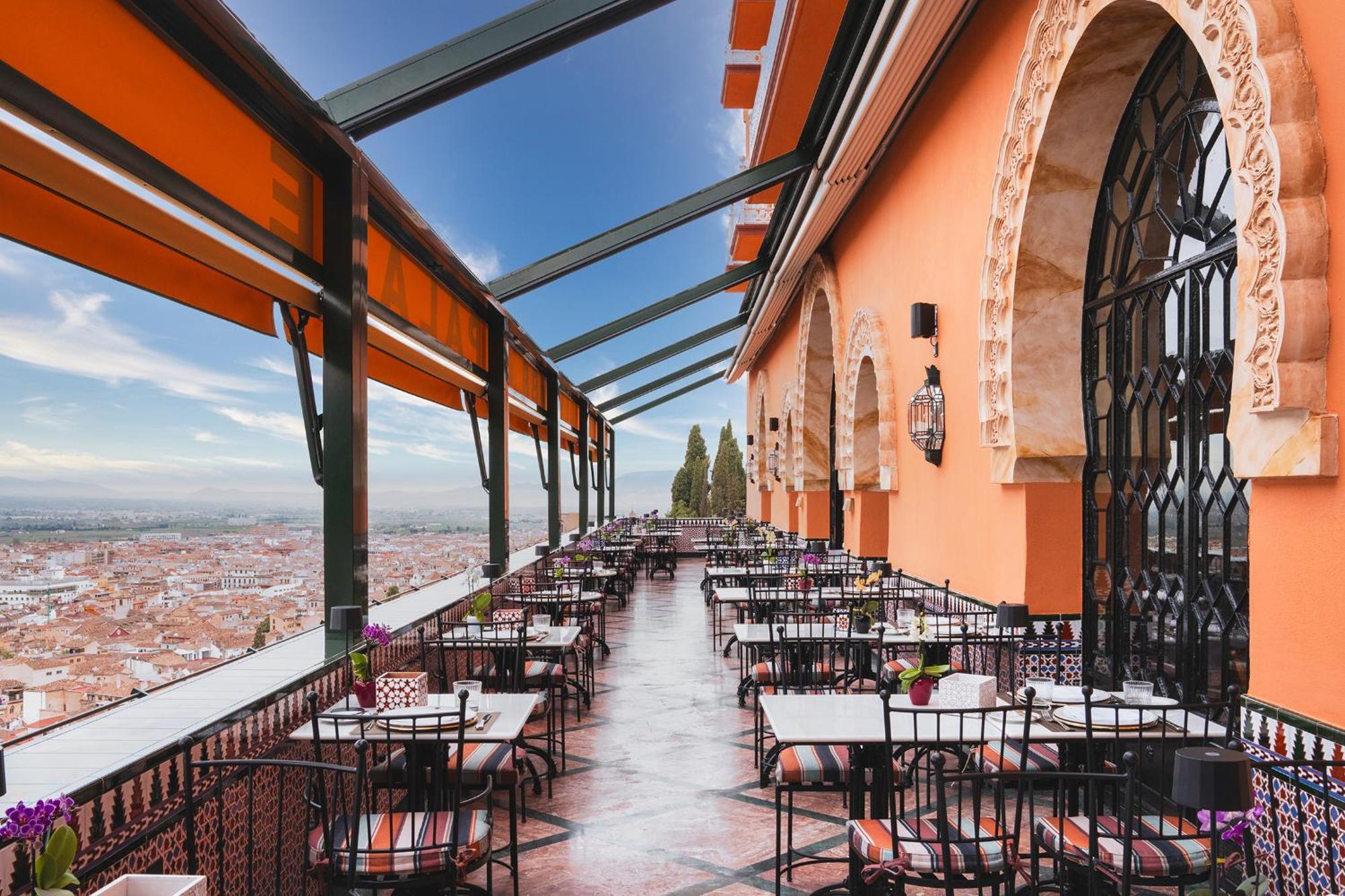 Alhambra Palace Hotel Granada Exterior photo